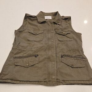 Velvet Womens Olive Green Sleeveless Button Down Shirt